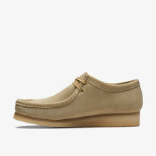Load image into Gallery viewer, Clarks Originals Wallabee Maple Suede - angle
