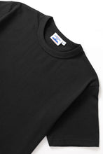 Laden Sie das Bild in den Galerie-Viewer, Power Goods Archive T-Shirt Black - detail