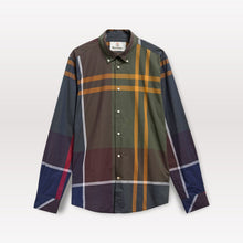Laden Sie das Bild in den Galerie-Viewer, Barbour Oversized Tartan Dunoon Tailored Shirt - Classic Tartan flat lay