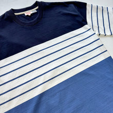 Load image into Gallery viewer, Heritage Wide Stripe T Shirt - Obscur / Navy