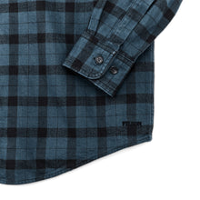 Load image into Gallery viewer, Alaskan Guide Shirt - Midnight / Black Check