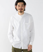 Load image into Gallery viewer, Band Collar Classic Fit Shirt - White
