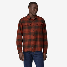 Load image into Gallery viewer, Fjord Flannel Shirt - Cascade: Burnished Red