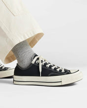 Load image into Gallery viewer, Chuck 70 Low Top - Black