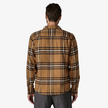 Load image into Gallery viewer, Fjord Flannel Shirt - Catch: Deer Brown