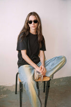 Load image into Gallery viewer, Ellis Grey - Grey Solid Lens