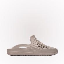 Load image into Gallery viewer, Scenario Slide - Goat