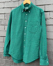 Load image into Gallery viewer, Classic Button Down - Junebug Green Seersucker