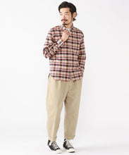 Load image into Gallery viewer, 2 Pleats Twill Trousers - Khaki