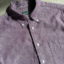 Load image into Gallery viewer, Classic Button Down - Lilac Cotton / Linen