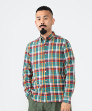 Load image into Gallery viewer, Madras Check Button Down Shirt - Green / Navy