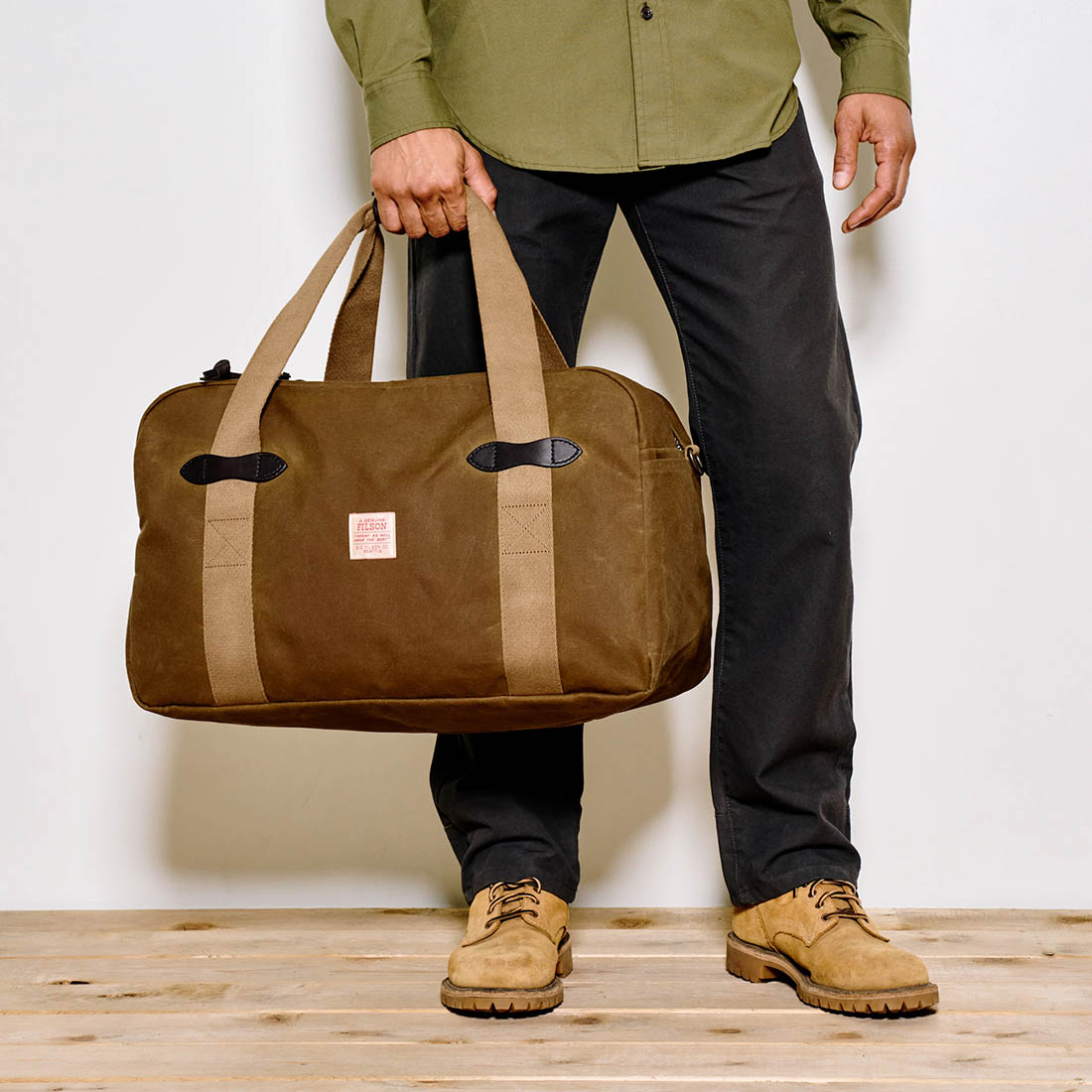 Filson Tin Cloth Medium Duffle Bag Dark Tan