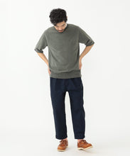 Load image into Gallery viewer, 2 Pleats Tapered Twill Trousers - Navy