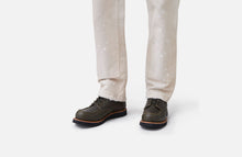 Load image into Gallery viewer, Classic Moc 6 Inch Boot 8828 - Alpine Portage