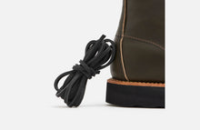 Load image into Gallery viewer, Classic Moc 6 Inch Boot 8828 - Alpine Portage