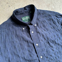Load image into Gallery viewer, Classic Button Down - Japanese Ripple Jacquard Navy