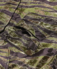 Load image into Gallery viewer, MIL Fatigue Jacket Tiger Stripe Mesh Jacquard - Tiger Camo