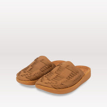 Cargar imagen en el visor de la galería, Thunderbird - Coyote / Tan Vegan Suede