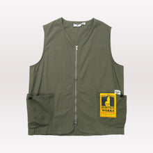 Load image into Gallery viewer, Gardener Vest- Olive