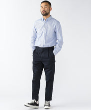 Load image into Gallery viewer, Single Pleat Twill Trousers - Navy