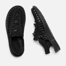 Load image into Gallery viewer, Keen Uneek in Black / Black, top view
