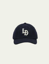 Cargar imagen en el visor de la galería, Les Deux Felt Logo Dad Cap - Dark Navy
