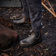 Load image into Gallery viewer, 2440 Chelsea Boot - Vintage Brown
