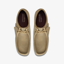 Load image into Gallery viewer, Clarks Originals Wallabee Maple Suede - moccasin stitch detail
