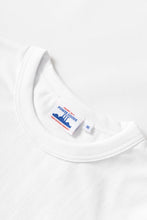 Laden Sie das Bild in den Galerie-Viewer, Power Goods Archive T-Shirt White - detail
