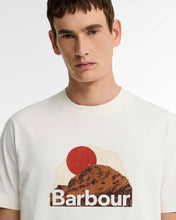 Laden Sie das Bild in den Galerie-Viewer, Barbour Wadsworth Relaxed Graphic T-Shirt - Whisper White
