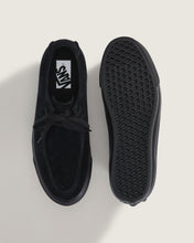 Load image into Gallery viewer, Vans LX Carver Low black - heel detail
