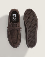 Laden Sie das Bild in den Galerie-Viewer, Vans LX Carver Low dark brown - heel detail
