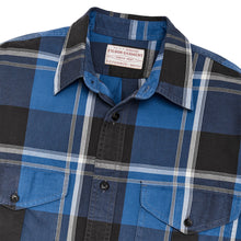 Load image into Gallery viewer, Lightweight Alaskan Guide Shirt - Blue / Faded Black Plaid
