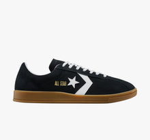 Load image into Gallery viewer, Classic Trainer Suede - Black

