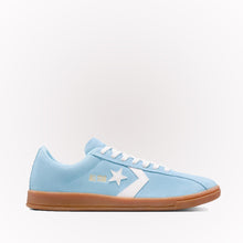 Load image into Gallery viewer, Classic Trainer Suede - Blue IT / Vintage White Gum
