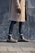 Load image into Gallery viewer, 2446 Chelsea Boot - Clay
