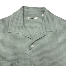 Load image into Gallery viewer, Buckley Shirt - Green
