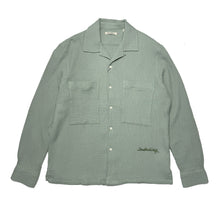 Load image into Gallery viewer, Buckley Shirt - Green
