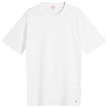 Laden Sie das Bild in den Galerie-Viewer, Callac T-Shirt - White
