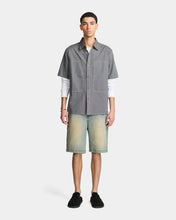 Load image into Gallery viewer, Cliff Short Sleeve Shirt - Charcoal
