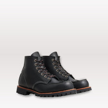Load image into Gallery viewer, Roughneck Moc Toe 2949 - Black Oil Slick Leather
