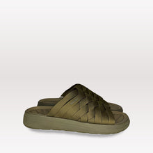 Cargar imagen en el visor de la galería, Zuma - Olive Nylon

