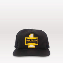 Laden Sie das Bild in den Galerie-Viewer, CHAMPION - Premium Trucker - Black: Default Title
