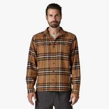 Load image into Gallery viewer, Fjord Flannel Shirt - Catch: Deer Brown
