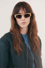 Load image into Gallery viewer, Eclipse Sand - Grey Solid Lens
