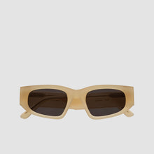 Load image into Gallery viewer, Eclipse Sand - Grey Solid Lens
