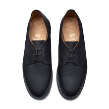 Load image into Gallery viewer, Gibson Shoe - Black Greasy Grain
