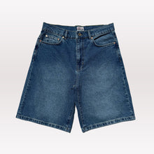 Load image into Gallery viewer, Wide 5 Short - 70s Stone Denim
