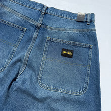 Load image into Gallery viewer, Wide 5 Short - 70s Stone Denim
