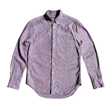 Load image into Gallery viewer, Classic Button Down - Lilac Cotton / Linen
